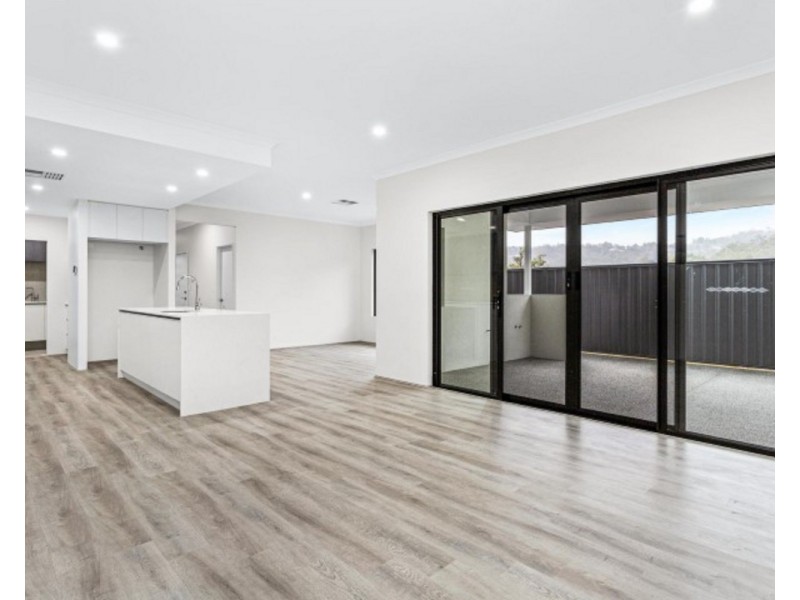 49 Onyx Road, Mount Richon WA 6112