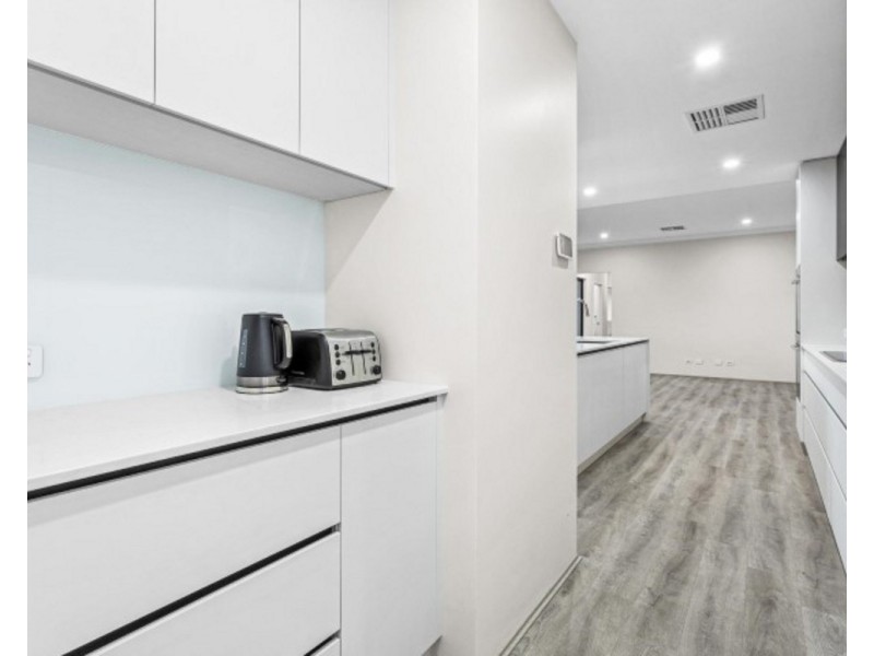 49 Onyx Road, Mount Richon WA 6112