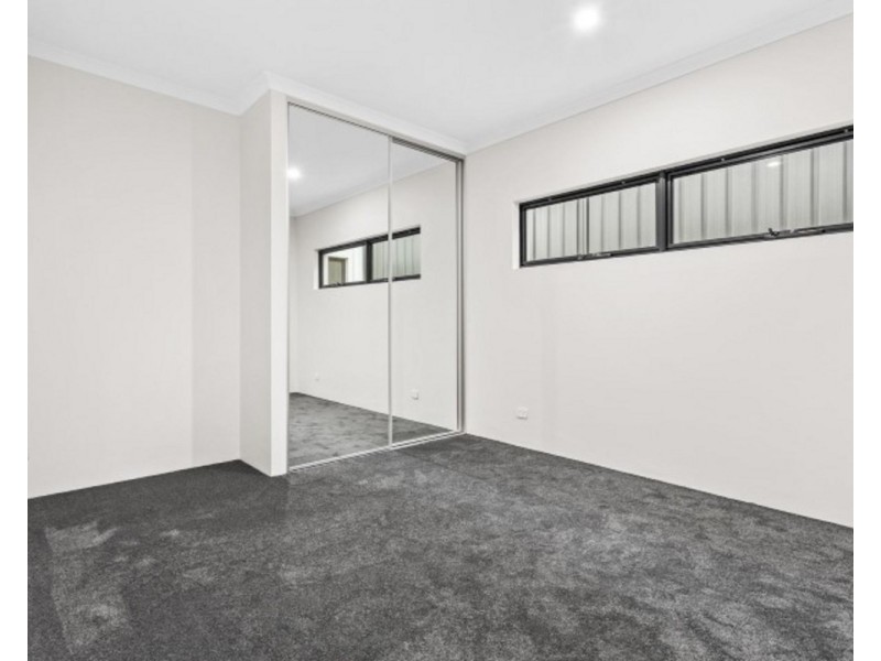 49 Onyx Road, Mount Richon WA 6112