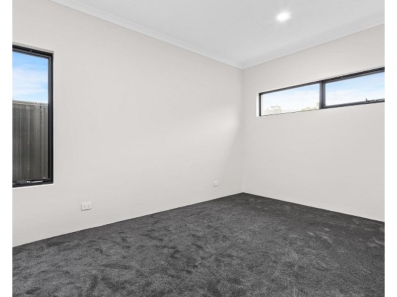 49 Onyx Road, Mount Richon WA 6112