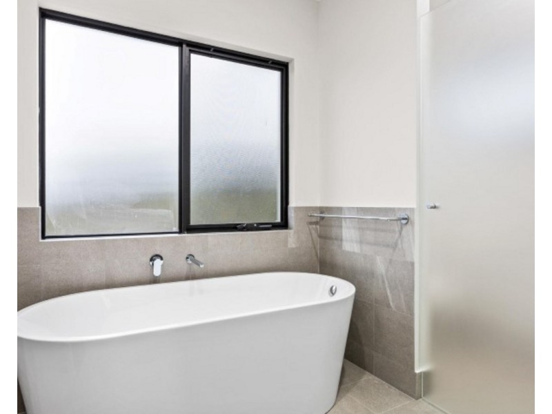 49 Onyx Road, Mount Richon WA 6112