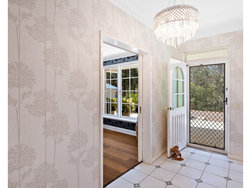 261 Carradine Road, Bedfordale WA 6112