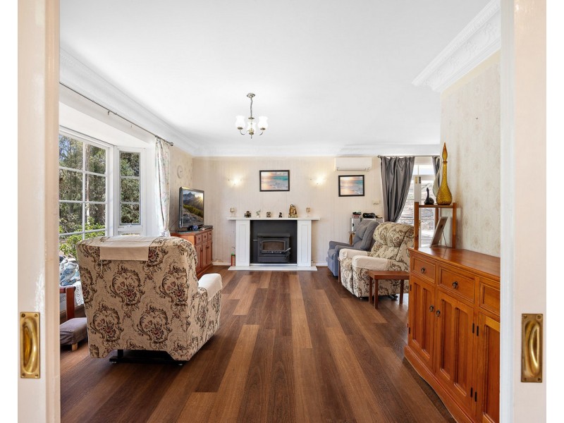 261 Carradine Road, Bedfordale WA 6112