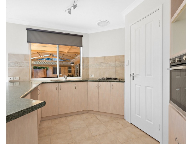 2 Kruseana Grove, Roleystone WA 6111