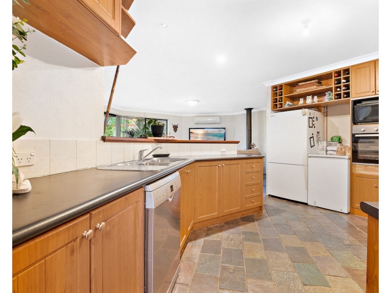 116 Waterwheel Road, Bedfordale WA 6112