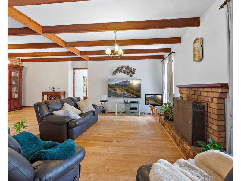 116 Waterwheel Road, Bedfordale WA 6112