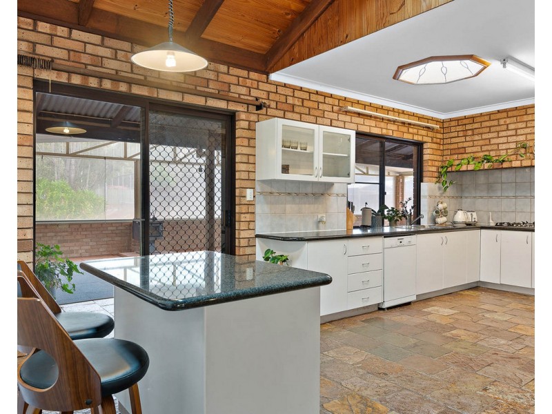 116 Waterwheel Road, Bedfordale WA 6112