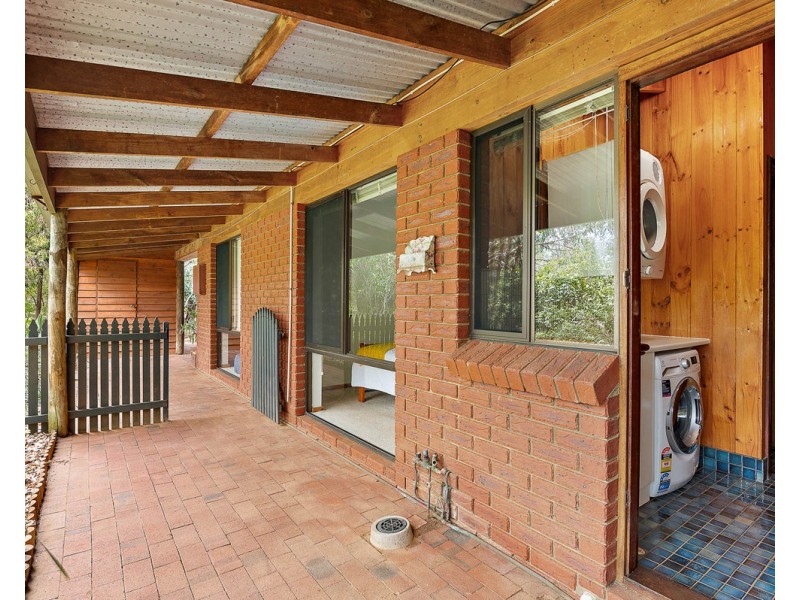 151 Peet Road, Roleystone WA 6111