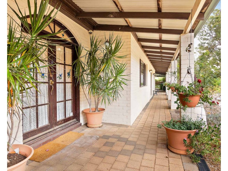 193 Versteeg Grove, Martin WA 6110