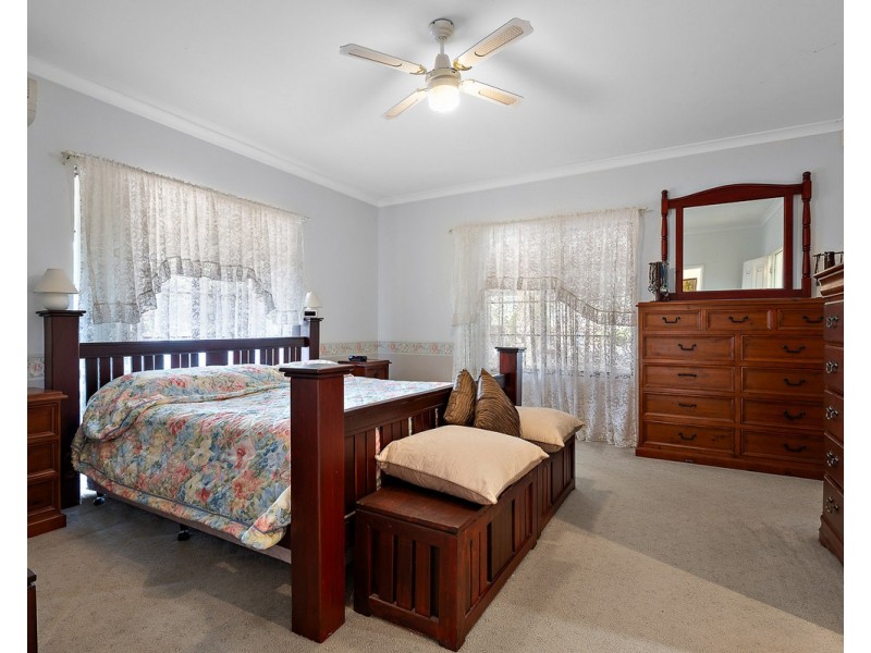 193 Versteeg Grove, Martin WA 6110