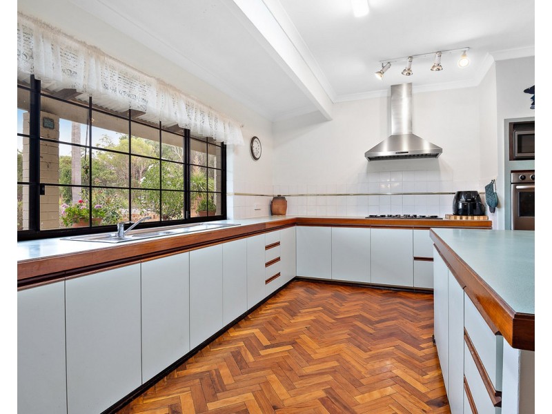 193 Versteeg Grove, Martin WA 6110