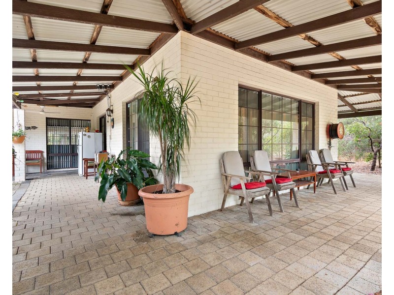 193 Versteeg Grove, Martin WA 6110