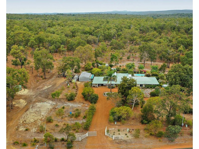 193 Versteeg Grove, Martin WA 6110