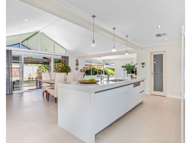 5 Bundoran Approach, Hilbert WA 6112