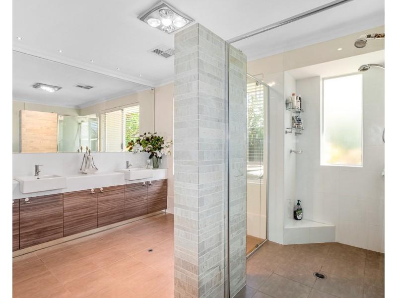 5 Bundoran Approach, Hilbert WA 6112