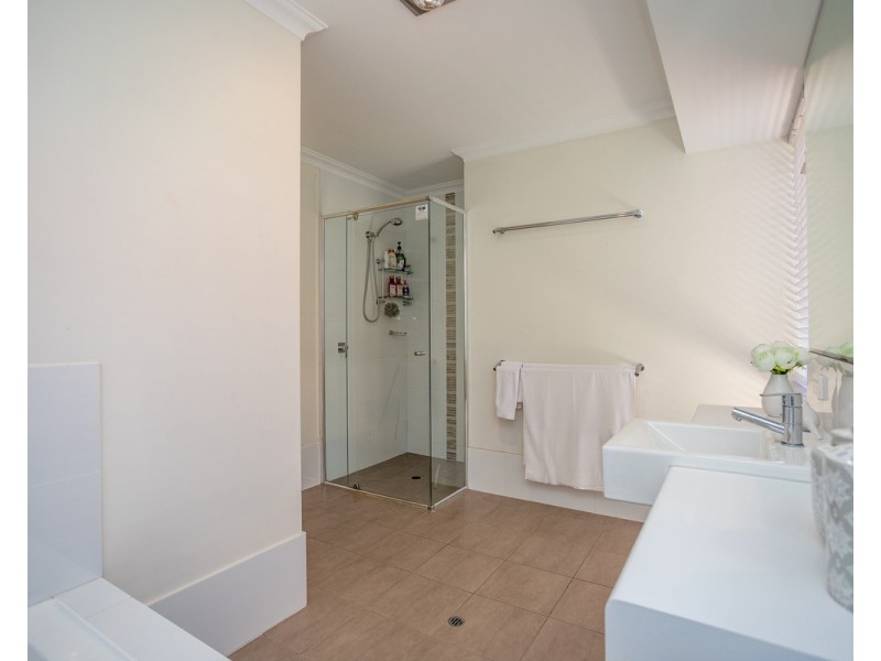 5 Bundoran Approach, Hilbert WA 6112