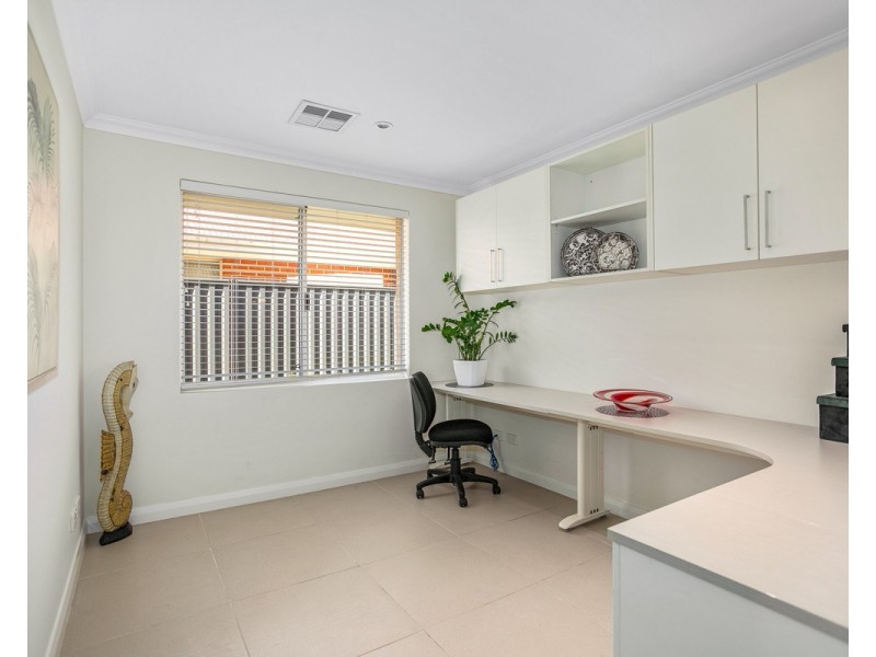 5 Bundoran Approach, Hilbert WA 6112