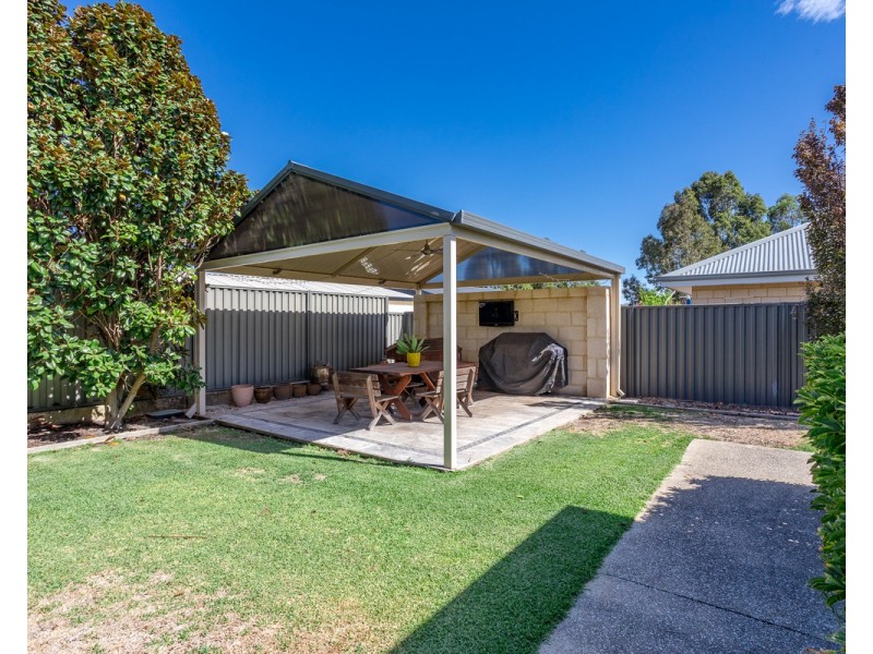 5 Bundoran Approach, Hilbert WA 6112