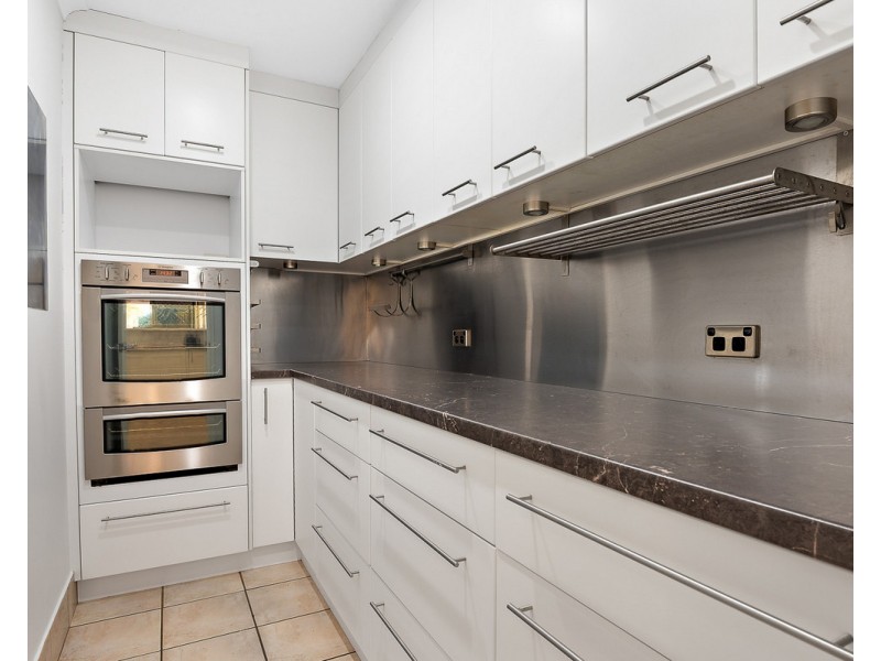 8 Claret Place, Mount Richon WA 6112