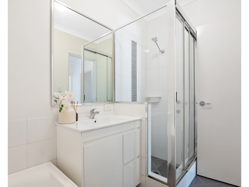 10/38 Henry Street, East Cannington WA 6107