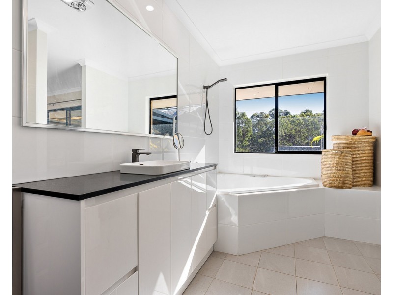 63 Equestrian Avenue, Bedfordale WA 6112