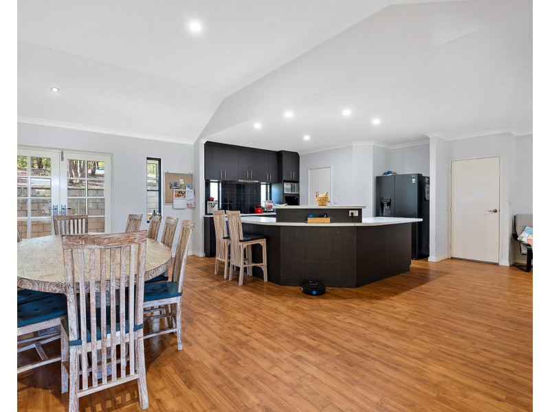 63 Equestrian Avenue, Bedfordale WA 6112