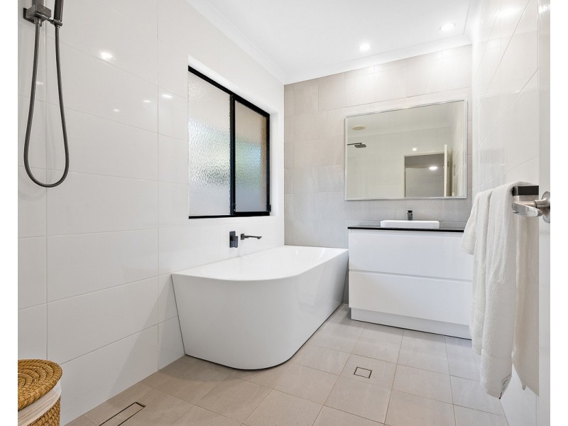 63 Equestrian Avenue, Bedfordale WA 6112