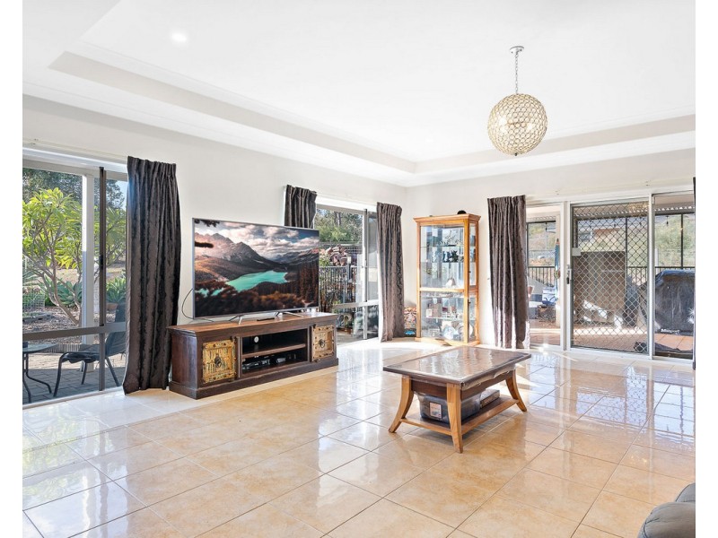 3 Aviemore Drive, Bedfordale WA 6112