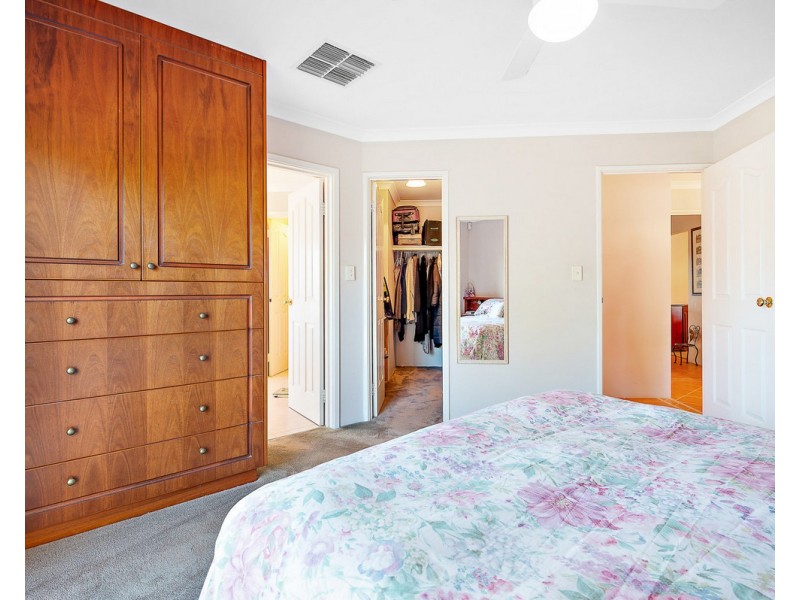 32 Bruns Drive, Darling Downs WA 6122