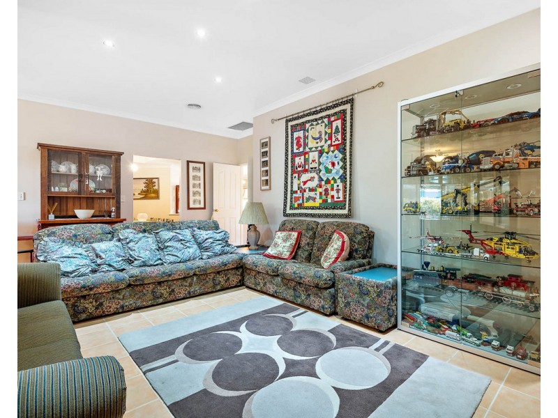 32 Bruns Drive, Darling Downs WA 6122