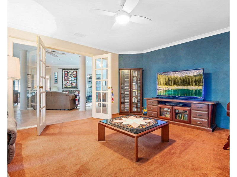 32 Bruns Drive, Darling Downs WA 6122