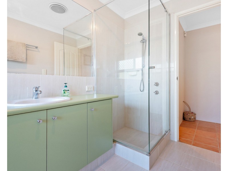 32 Bruns Drive, Darling Downs WA 6122