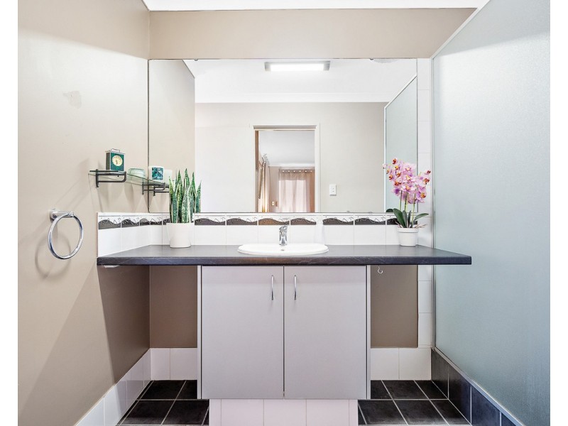 37 Kalanchoe Approach, Seville Grove WA 6112