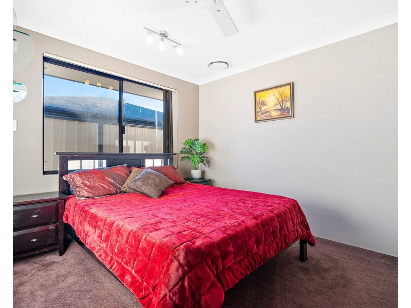 37 Kalanchoe Approach, Seville Grove WA 6112