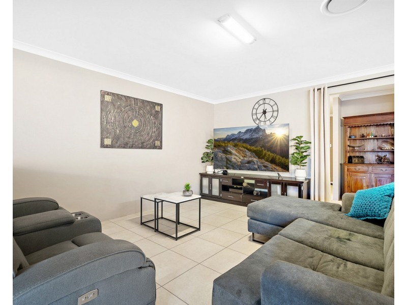 37 Kalanchoe Approach, Seville Grove WA 6112