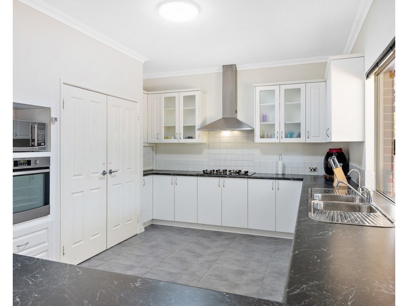 14 Aulini Drive, Bedfordale WA 6112