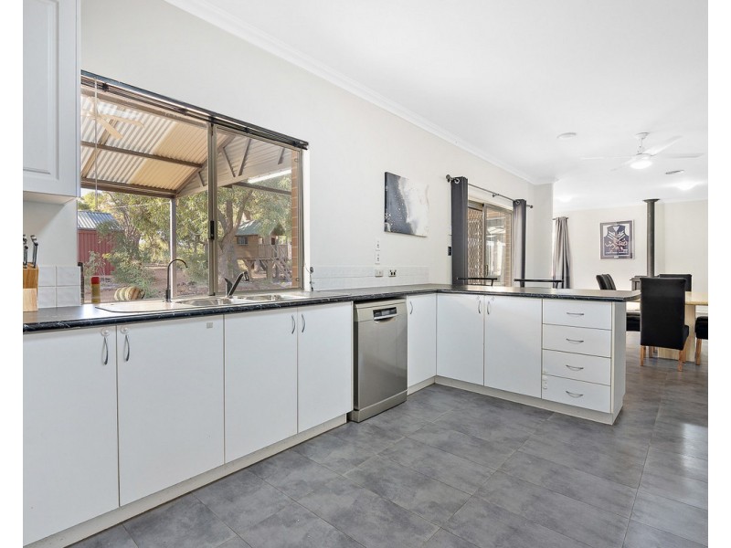 14 Aulini Drive, Bedfordale WA 6112