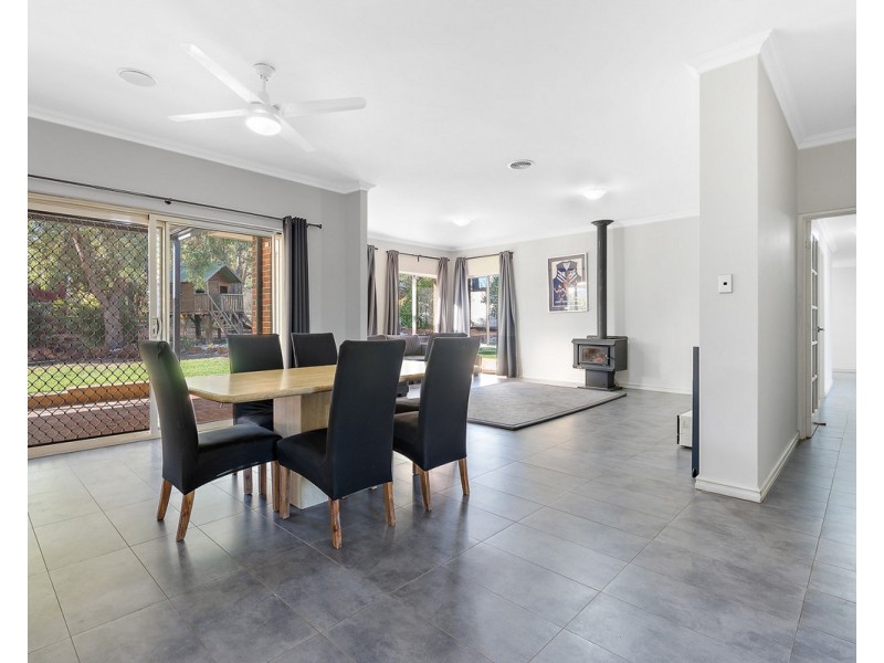 14 Aulini Drive, Bedfordale WA 6112