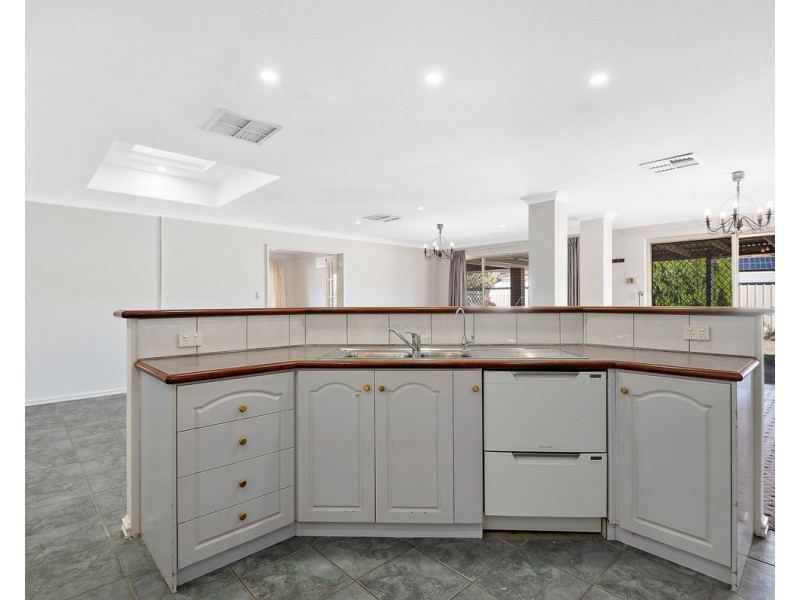 58 Ralphs Street, Seville Grove WA 6112