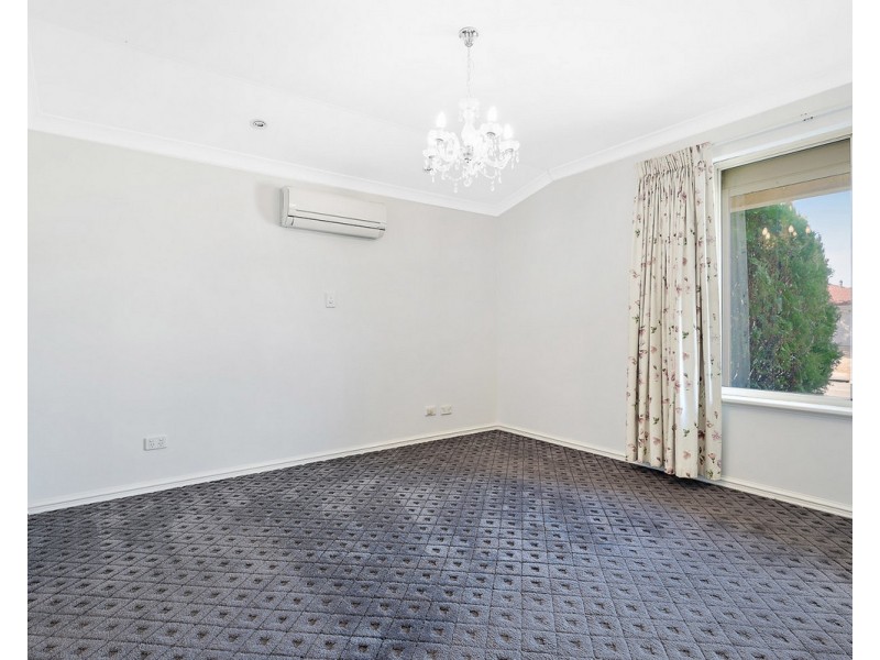 58 Ralphs Street, Seville Grove WA 6112