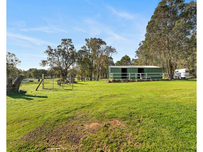284 Churchman Brook Road, Bedfordale WA 6112