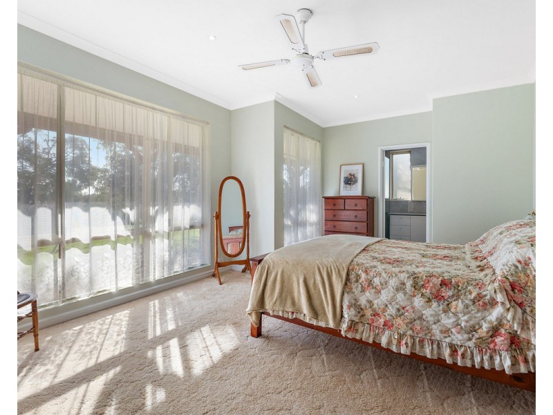 284 Churchman Brook Road, Bedfordale WA 6112