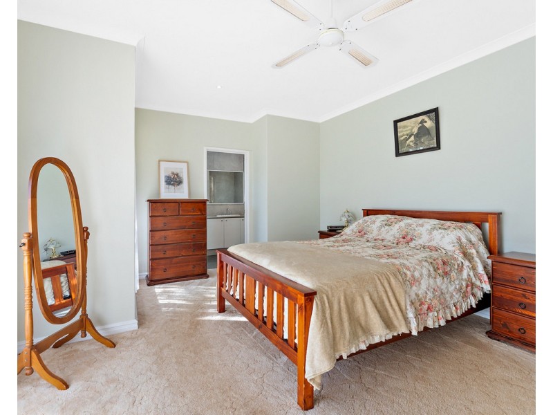 284 Churchman Brook Road, Bedfordale WA 6112