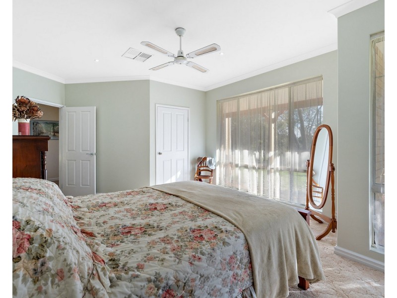 284 Churchman Brook Road, Bedfordale WA 6112