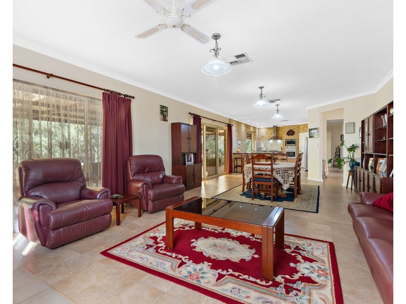 284 Churchman Brook Road, Bedfordale WA 6112