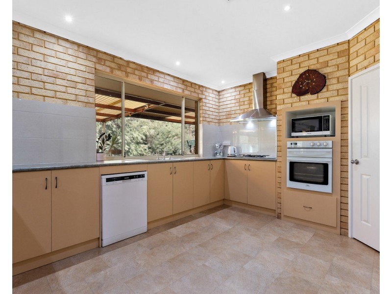 284 Churchman Brook Road, Bedfordale WA 6112