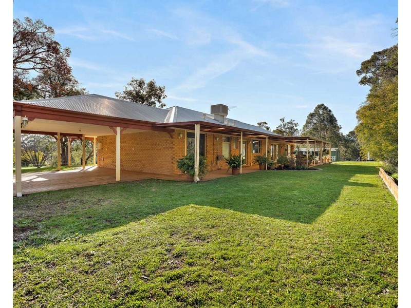 284 Churchman Brook Road, Bedfordale WA 6112