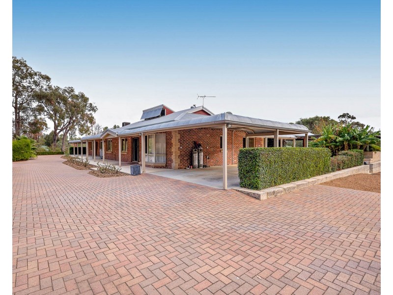 186 Versteeg Grove, Martin WA 6110