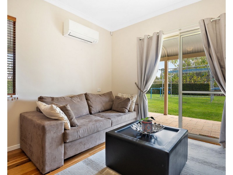 186 Versteeg Grove, Martin WA 6110