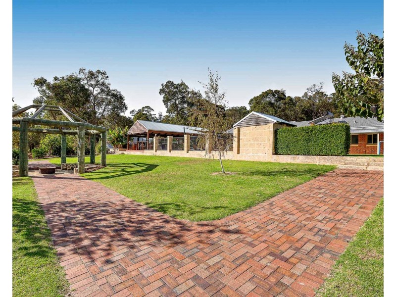 186 Versteeg Grove, Martin WA 6110